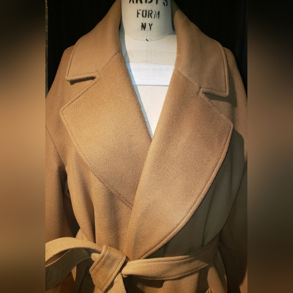 BNWT. Banana Republic 90% camel Wool 10% cashmere wraparound belted coat XL
